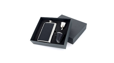 купите Подарочный набор: фляга походная для спиртного S.Quire 1508YGB, 3 стаканчика и воронка в Сургуте Нижневартовске